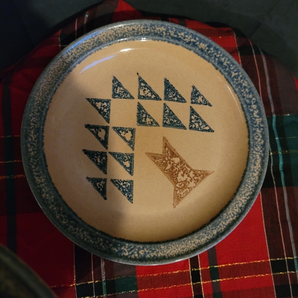 COPY - Pfaltzgraff America Folk Art Tree Dinner Plates -4 - Picture 3 of 7